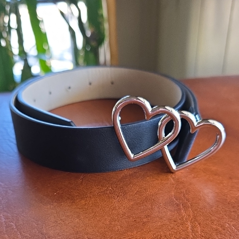 Source Unknown Black Belt with Double Heart Silver Buckle